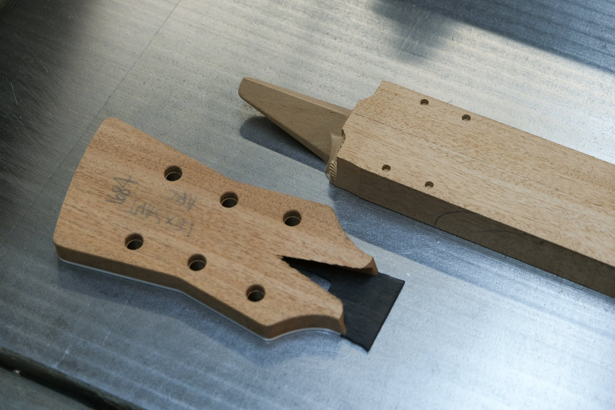 Dovetailed V Joint Headstock